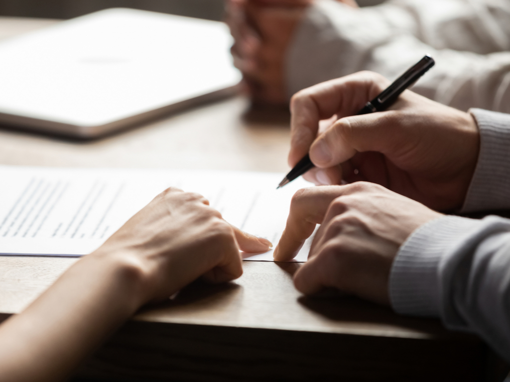Incorporating a company involves carrying out actions before the Central Mercantile Registry, Notary, Treasury and the Provincial Mercantile Registry.